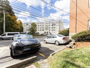 186 Lexington St 8, Watertown MA 02472