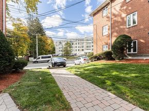 186 Lexington St 8, Watertown MA 02472