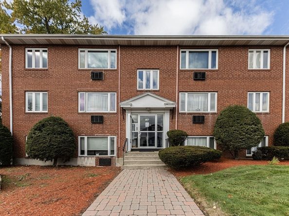 186 Lexington St 8, Watertown MA 02472