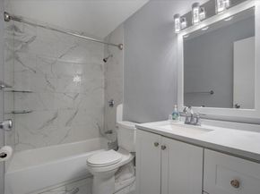 14 Old Stone Way 11, Weymouth MA 02189