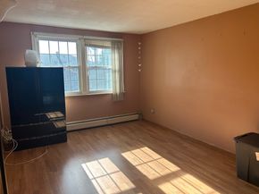 105 Ridgewood Ln 22, Gardner MA 01440