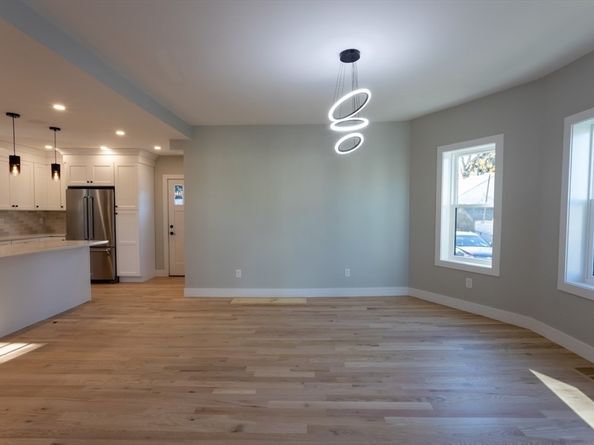 75 Sycamore St, Everett MA 02149