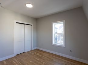 75 Sycamore St, Everett MA 02149