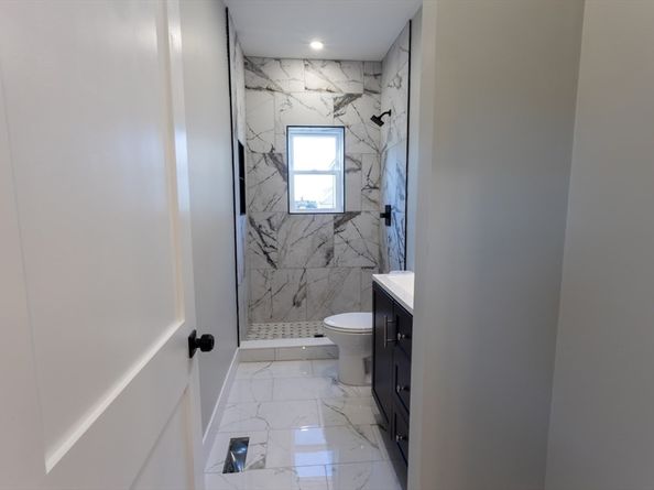 75 Sycamore St, Everett MA 02149