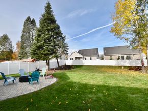 73 Plummer Ave 73, Northbridge MA 01588