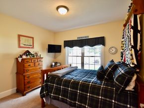 73 Plummer Ave 73, Northbridge MA 01588