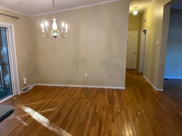 2612 Oak Point Dr, Middleboro MA 02346