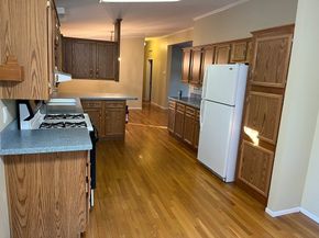 2612 Oak Point Dr, Middleboro MA 02346