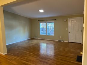 2612 Oak Point Dr, Middleboro MA 02346