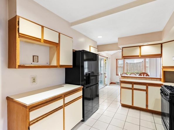 229 Elm St, Medford MA 02155