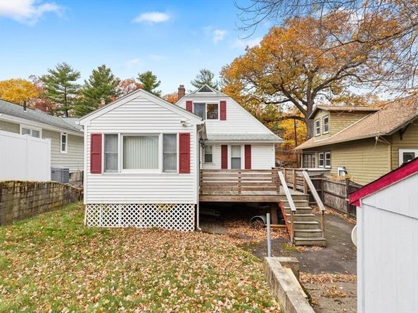 229 Elm St, Medford MA 02155