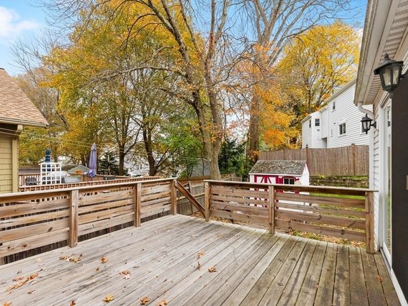 229 Elm St, Medford MA 02155