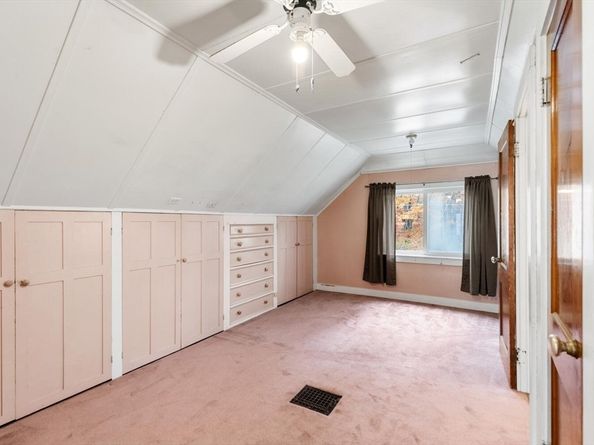 229 Elm St, Medford MA 02155