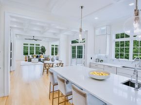 70 Mccallar Lane, Concord MA 01742