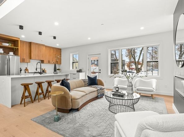 12-14 Sylvan St. 2, Melrose MA 02176