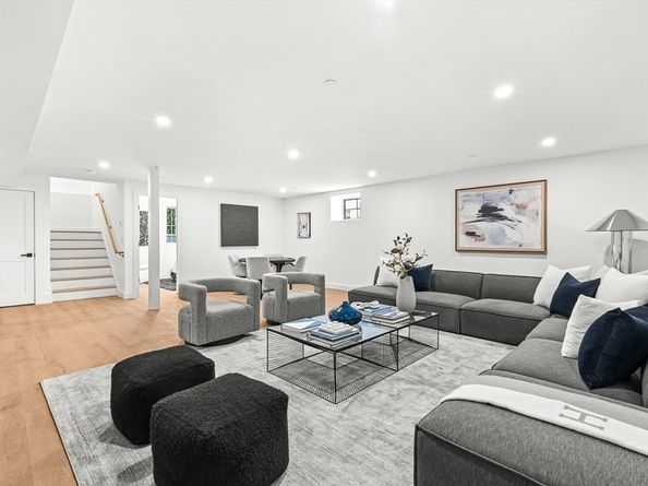 12-14 Sylvan St. 2, Melrose MA 02176