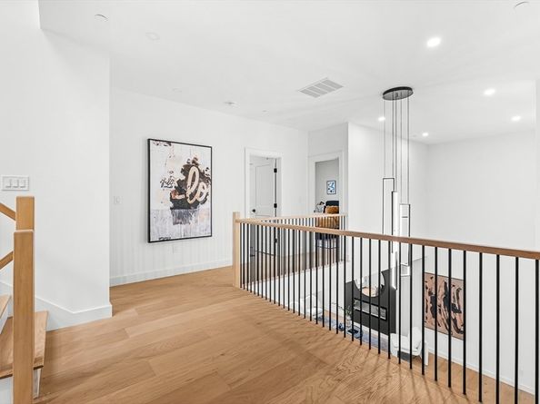 12-14 Sylvan St. 2, Melrose MA 02176