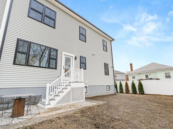 12-14 Sylvan St. 2, Melrose MA 02176