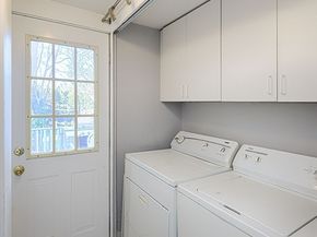 31 Marion St, Natick MA 01760