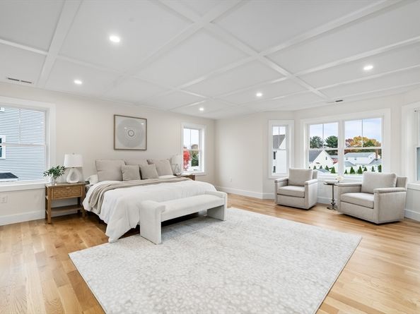 6 Callahan Drive, Woburn MA 01801