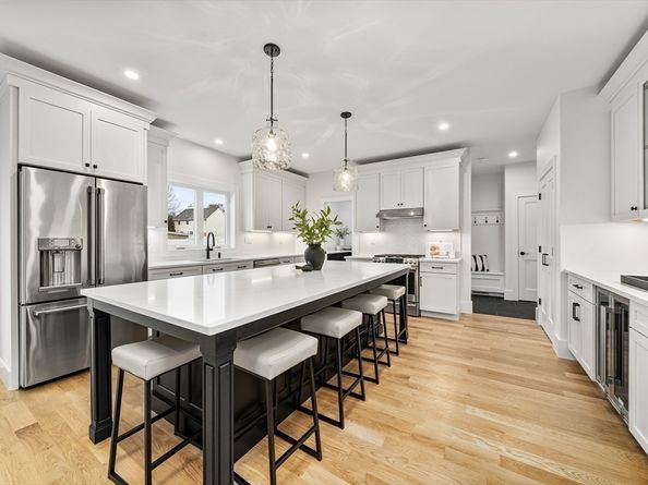 6 Callahan Drive, Woburn MA 01801