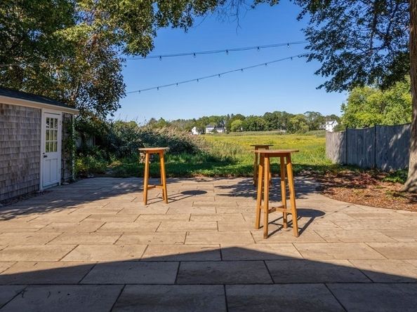 162 Main St, Essex MA 01929