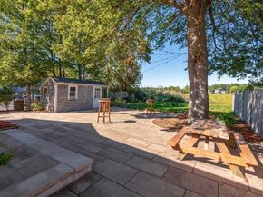 162 Main St, Essex MA 01929