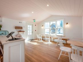 162 Main St, Essex MA 01929