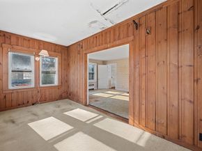 212 Pearl St, Gardner MA 01440