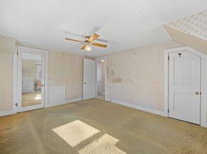 212 Pearl St, Gardner MA 01440