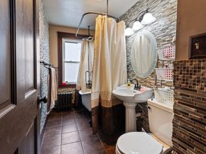 59 Barclay St, Worcester MA 01604