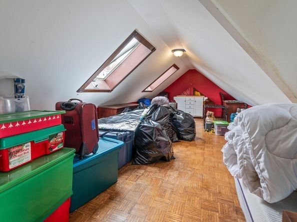 59 Barclay St, Worcester MA 01604