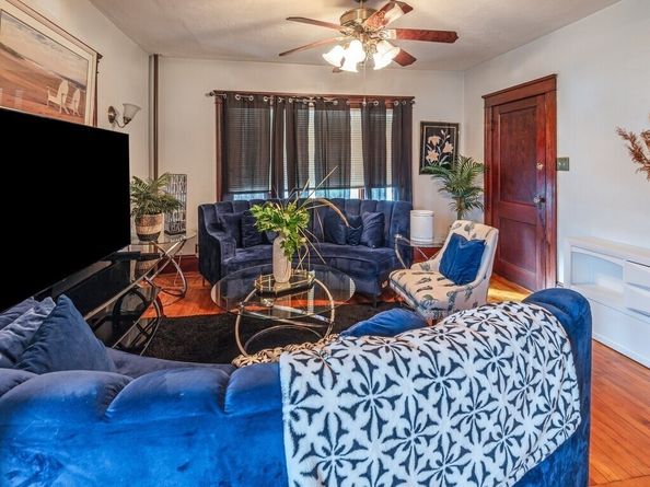 59 Barclay St, Worcester MA 01604