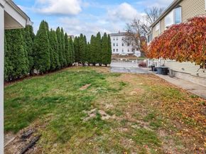 59 Barclay St, Worcester MA 01604