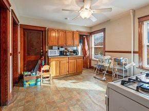 59 Barclay St, Worcester MA 01604