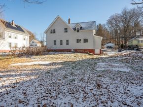 114 Green St, Gardner MA 01440