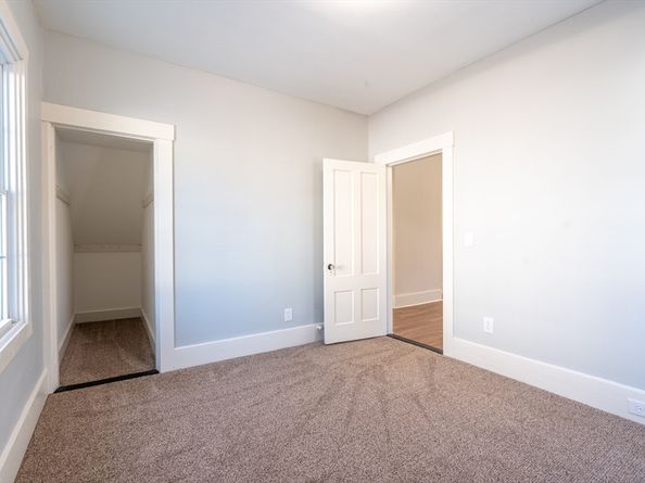 114 Green St, Gardner MA 01440