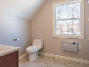 114 Green St, Gardner MA 01440