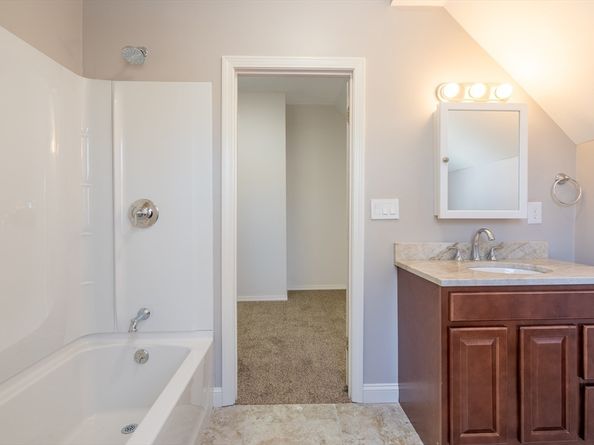 114 Green St, Gardner MA 01440