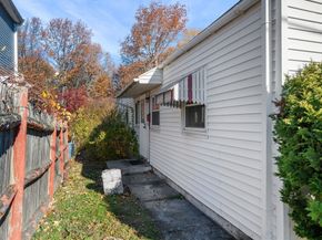 112 Hadley St, Malden MA 02148