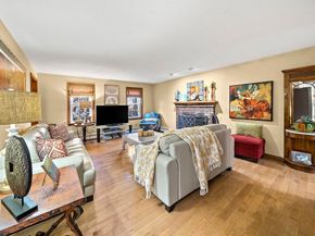 166 Armsby Rd, Sutton MA 01590