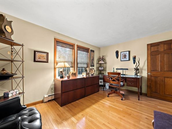 166 Armsby Rd, Sutton MA 01590