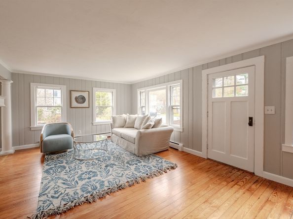 12 Spruce Ln, Duxbury MA 02332