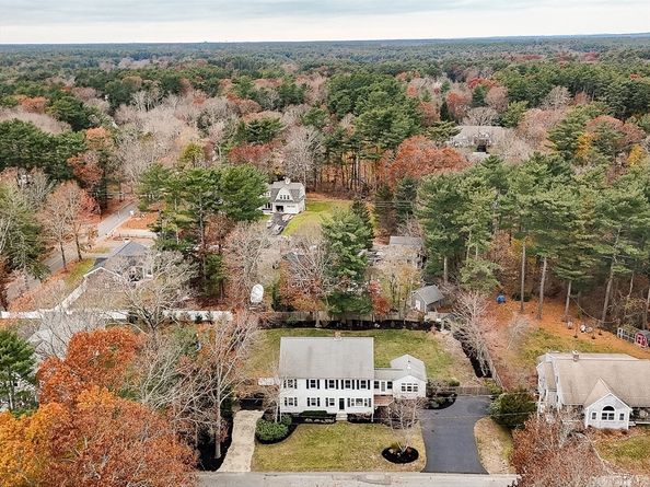 12 Spruce Ln, Duxbury MA 02332