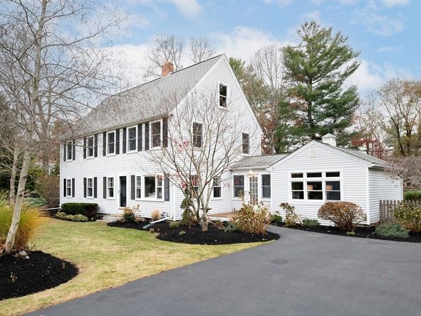 12 Spruce Ln, Duxbury MA 02332