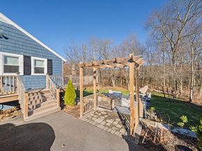 163 Pearl St, Stoughton MA 02072