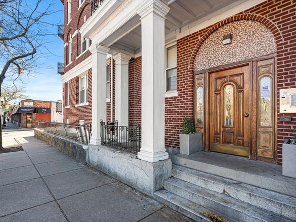 178 Brighton Ave 12, Boston MA 02134