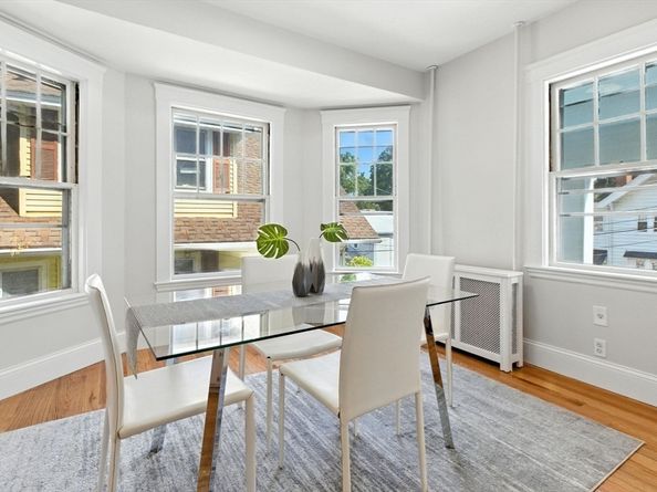 21 Upcrest Rd, Boston MA 02135