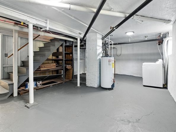 21 Upcrest Rd, Boston MA 02135