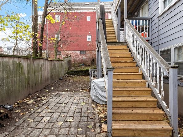 10 Everett Avenue, Boston MA 02125